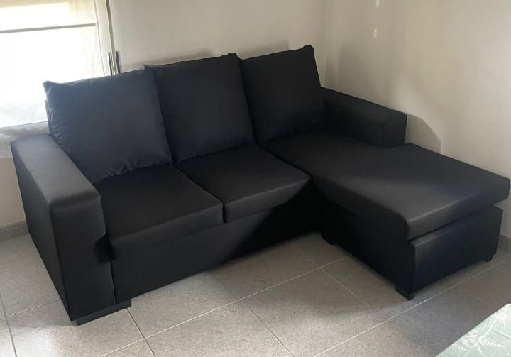 NOVOS!!! Sofás com shaise long reversível.