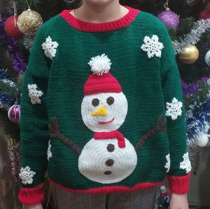 Кофта новорічна ручна робота