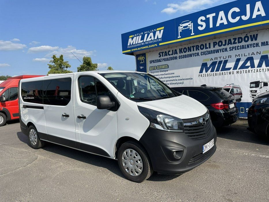 Opel Vivaro Vivaro L2H1 LONG 1.6CDTI 121KM 2xKLIMA 9-osobowy 2019 Bezwypadkowy
