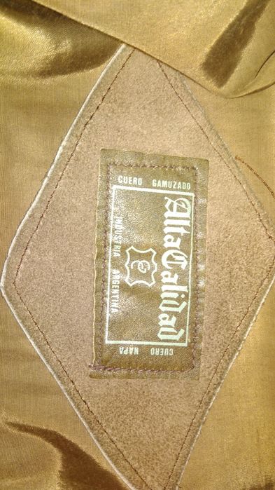 Casaco em couro novo