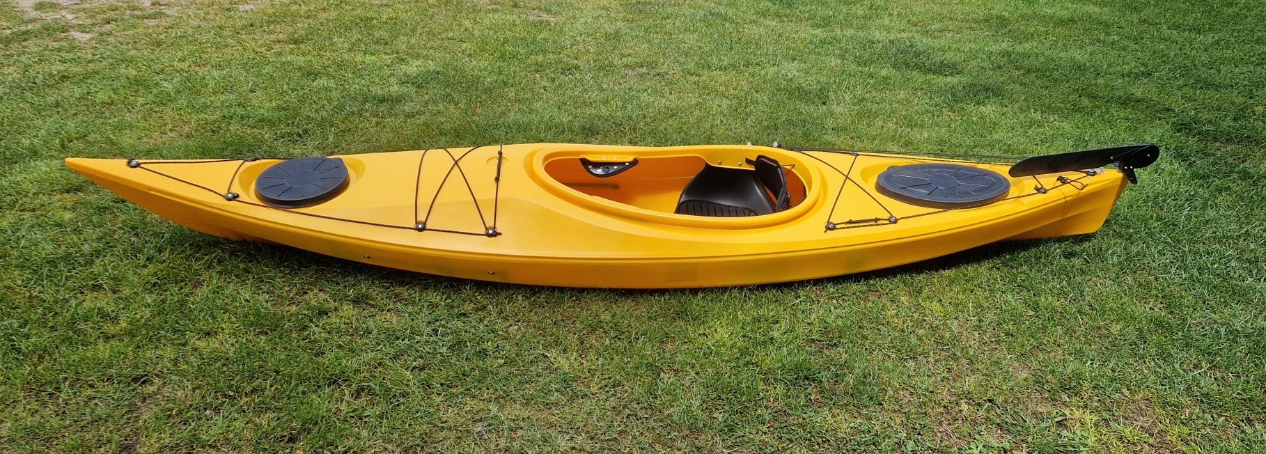 Nowy Kajak Turystyczny Aqua z Sterem, Olinowaniem i Schowkami