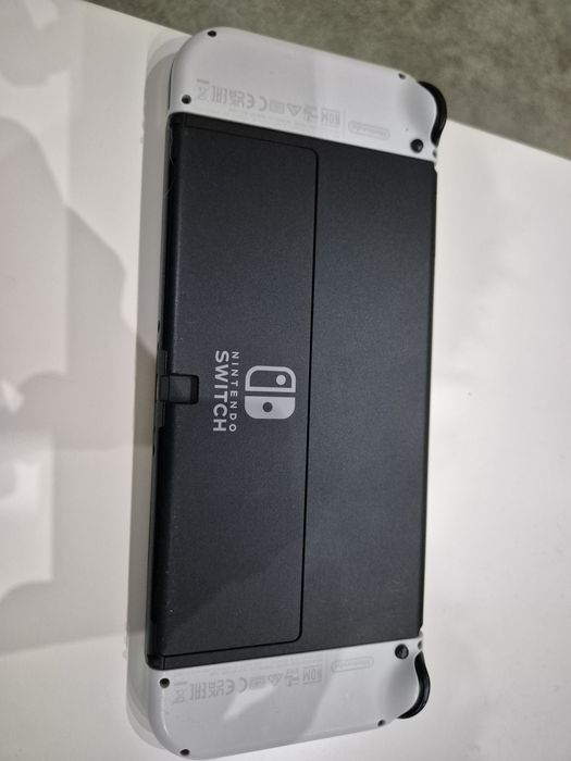 Nintendo Switch Oled Desbloqueada