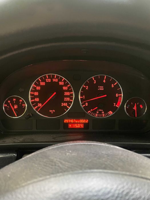 Продам BMW E39 1998 2.8 ГАЗ/Бензин (520i, 528i, 530I)