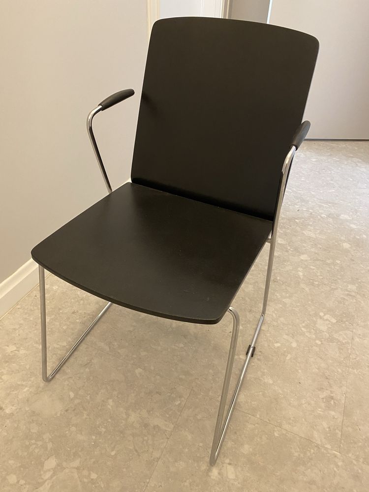 Włoskie krzesła, design, vintage, minimalizm, modernizm