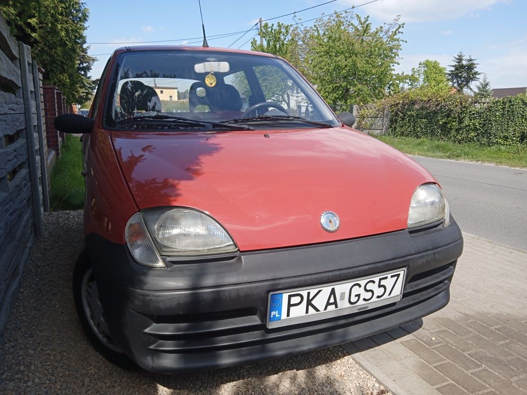 Fiat Seicento 1.1 benyzna niski przebieg książki serwisowe