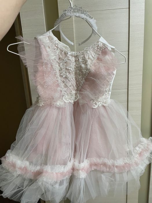 Плаття на дівчинку