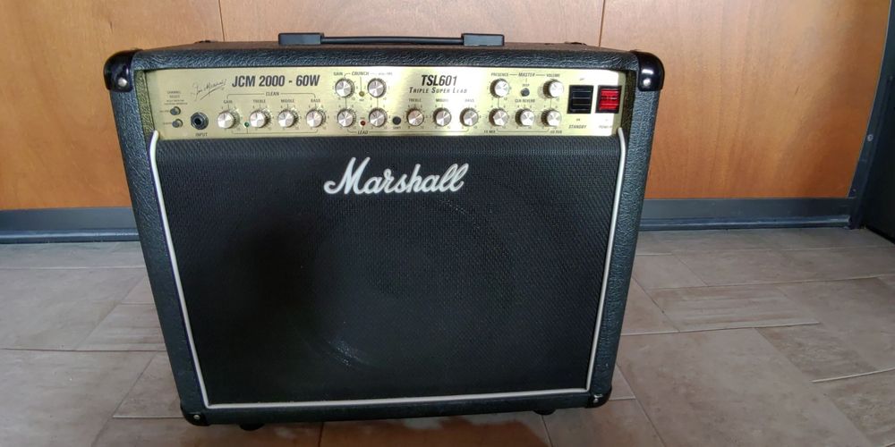 Гітарний комбо Marshall 2000