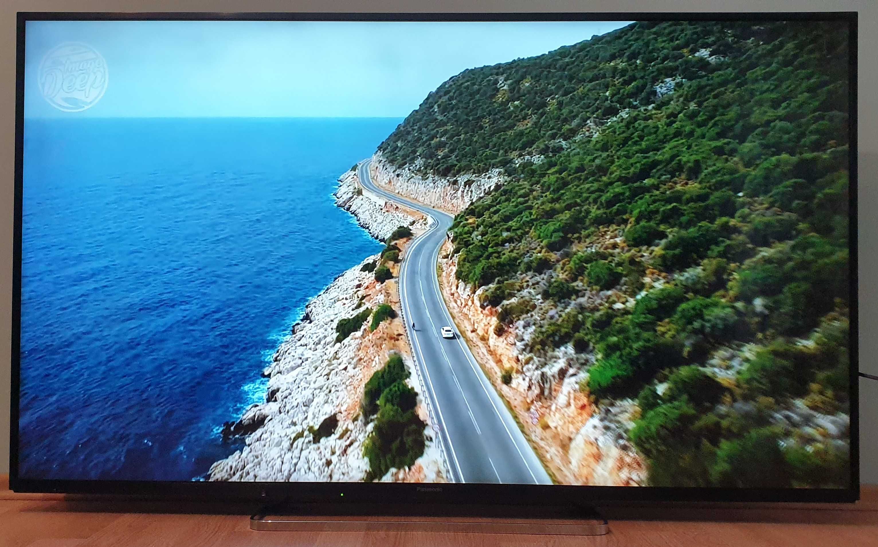 Panasonic TX60CX740E Smart DVBT2
