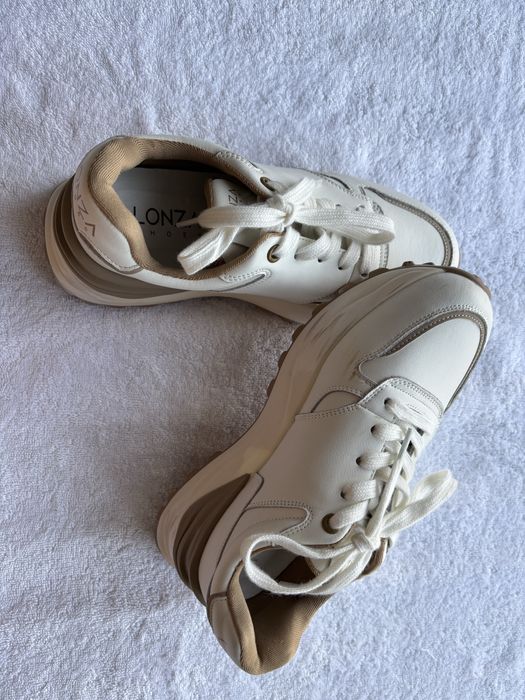 Кросівки LONZA 38 розмір