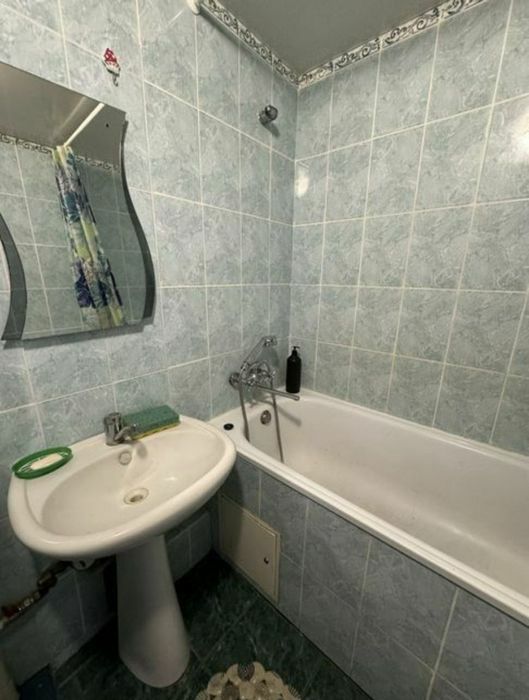 Продам 1 ком кв.Хортицкой р-н В Сергиенко