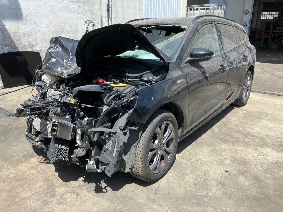 Salvado FORD FOCUS IV Turnier 1.0 EcoBoost 125hp 2023 45.256Km