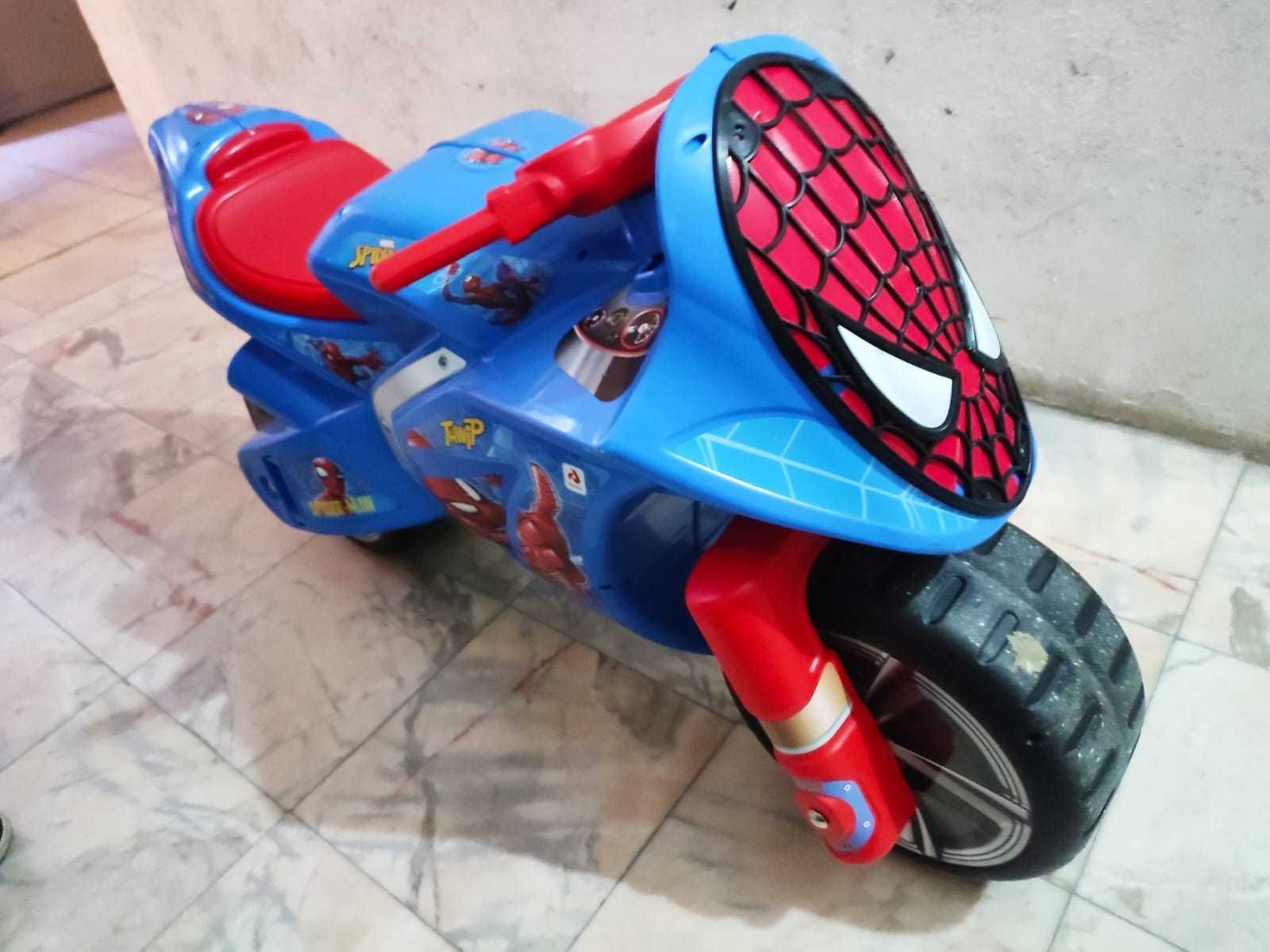 Mota Homem Aranha Spider man Grande(XL) 3+ anos Injusa
