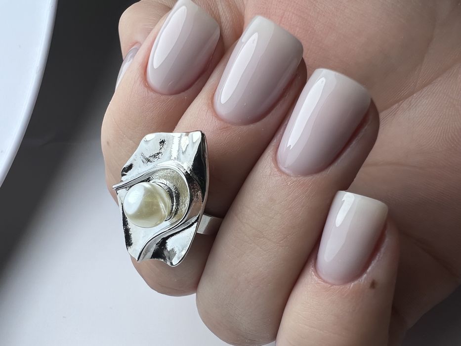 Район термінал. Манікюр комплекс/корекція гелем 500 салон краси