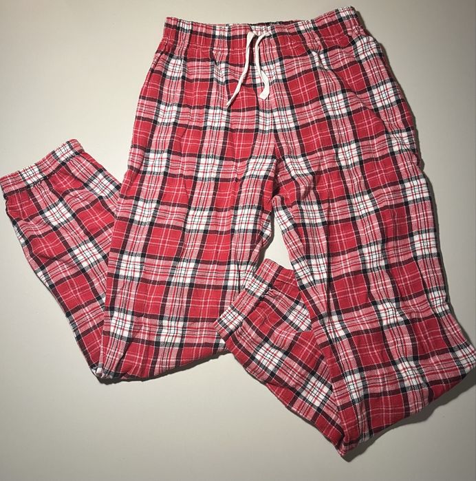 Червоні картаті штани для дому