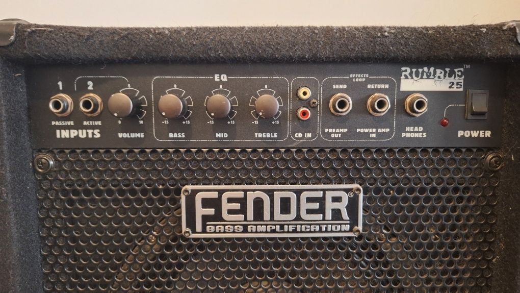 Fender Rumble 25 Bass amp