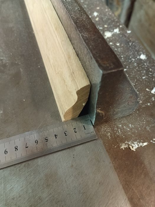 Плінтус дубовий 5*3см