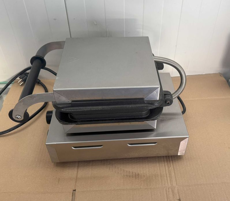 BARTSCHER Profesjonalna Gofrownica Elektryczna JAK NOWA kod 370175