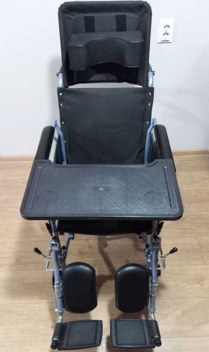 Крісло-візок Vitea Care VCWK703