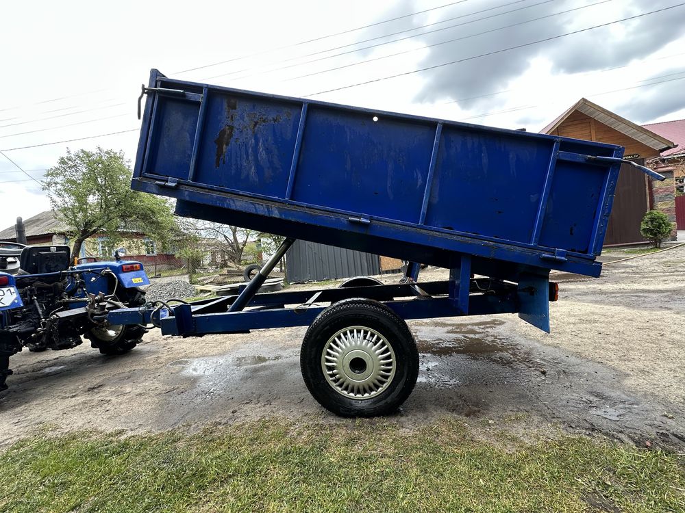 Продам причеп бортовий з підйомником з документами