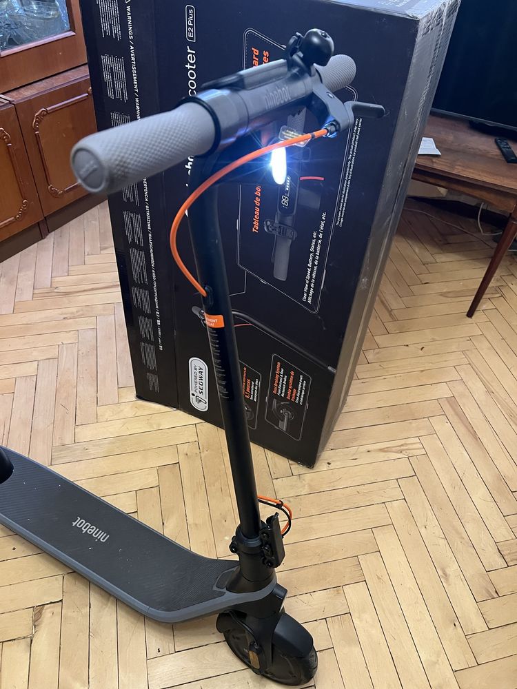 Електросамокат Segway Ninebot E2 Plus E Black