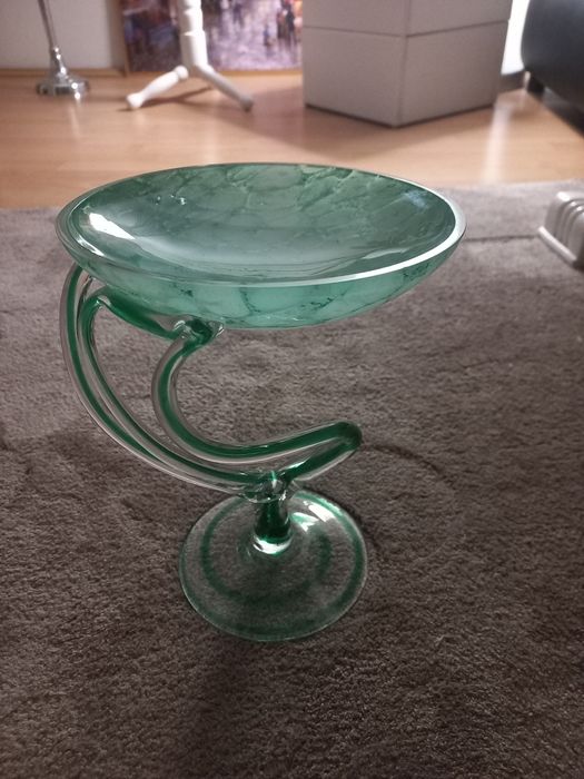 Patera na nóżce huta szkła Tarnowiec