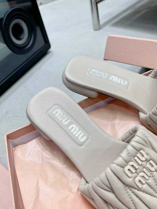 Buty, sandaly klapki, skora 1302