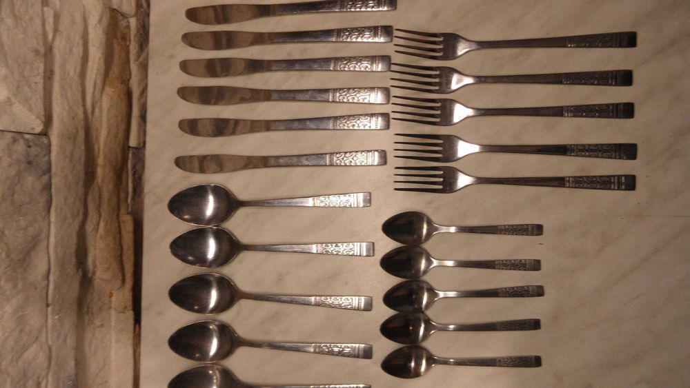 Sztućce obiadowe + łyżeczki