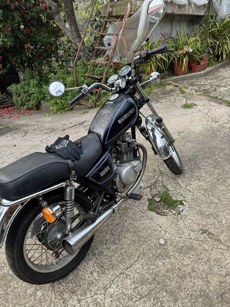 Vendo Suzuki gn125 (Valor negociavél)