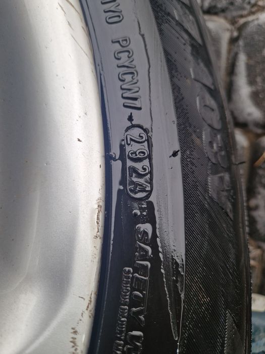 Opony zimowe  z felgami aluminiowymi Mercedes w221