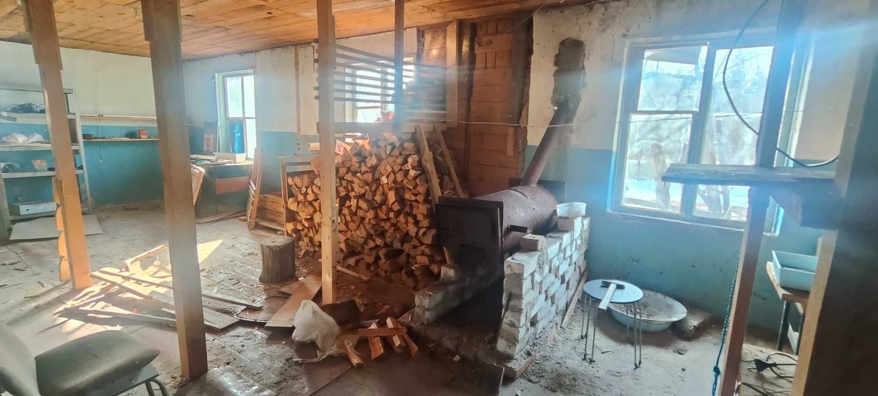 База відпочинку в лісовому масиві, с-ще Сокирна.