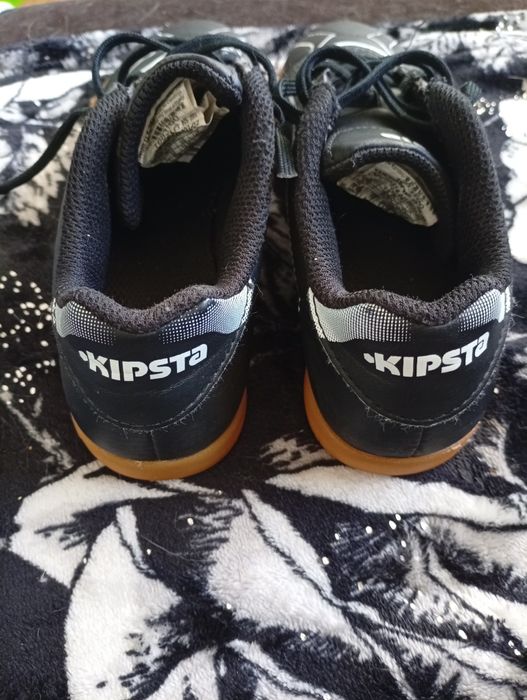 Kipsta halówki adidasy 32