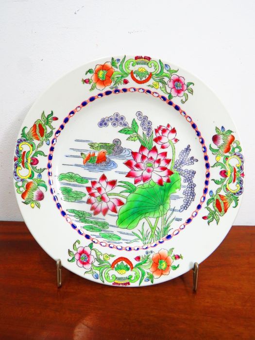 Prato em porcelana, Macau.