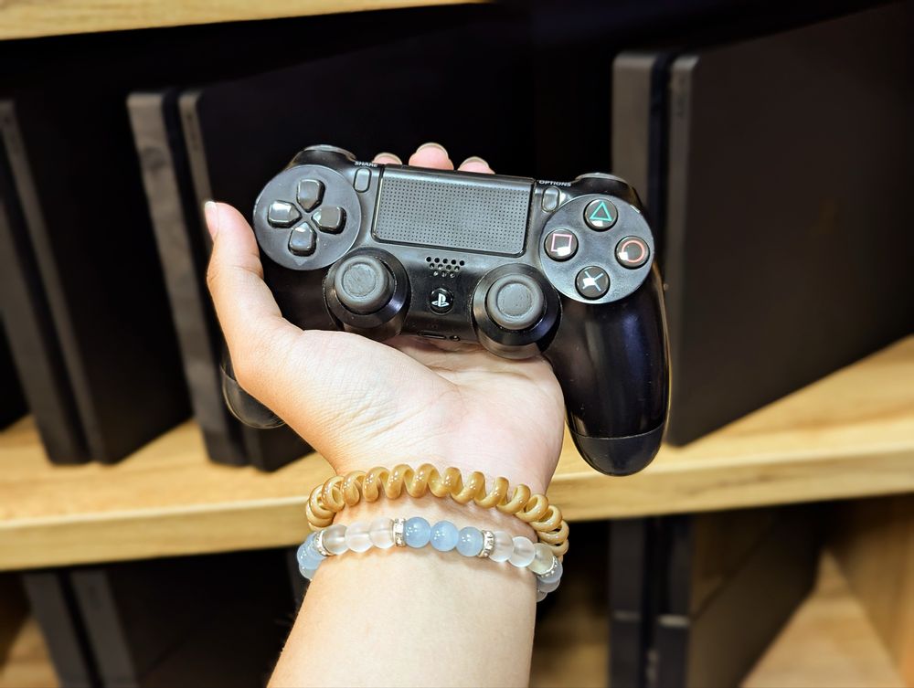 Playstation 4 Slim 1 TB + Call of Duty BLACK OPS (ГАРАНТІЯ 12 МІСЯЦІВ)