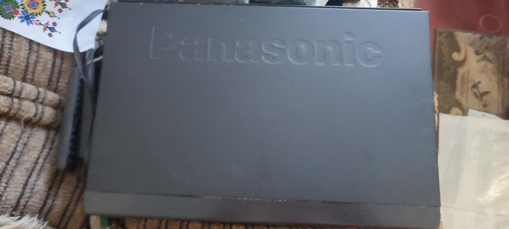 Відеомагнітофон Panasonik робочий