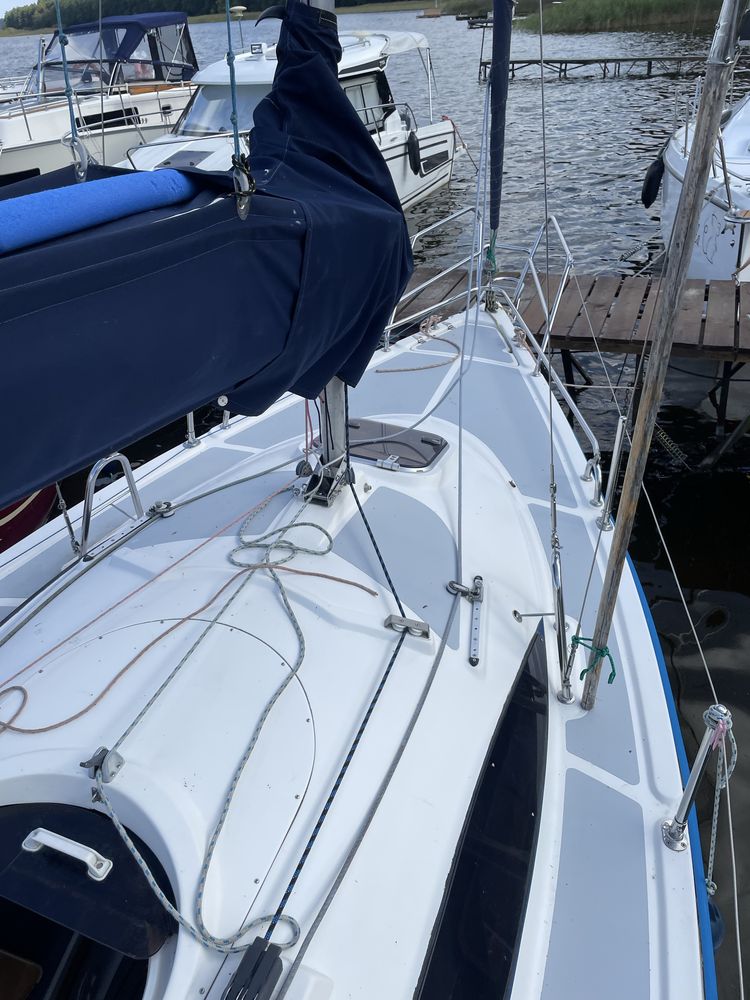 Sasanka 660 jacht żaglowy