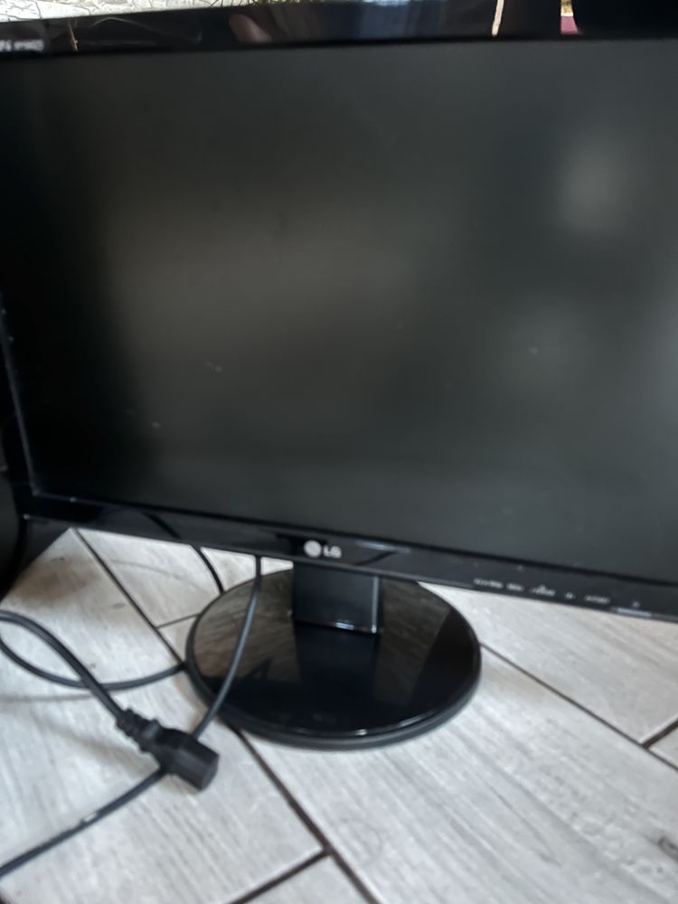 Компʼютер LG з процесором