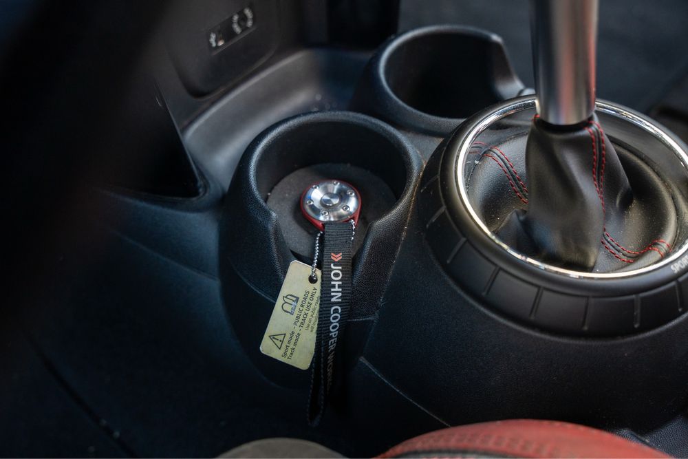 Mini cooper John cooper works com escape Pro Mini, impecavel
