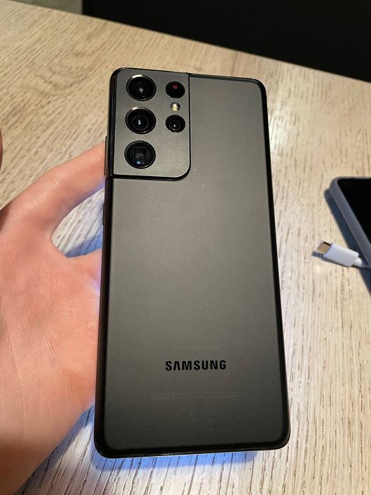 Потужний Samsung s21 Ultra 12/256