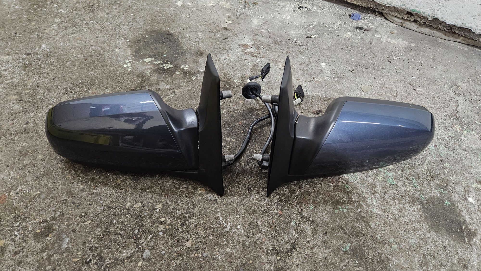 Lusterko lewe prawe 7 pin pinowe z168 opel Zafira b elektr. składane