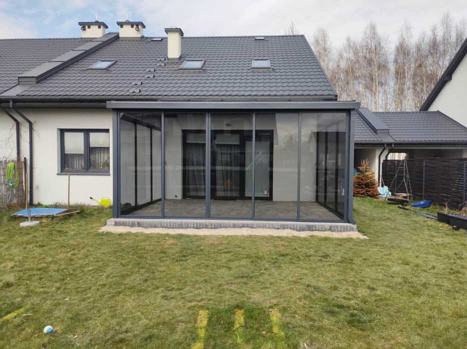 Szklane ściany przesuwne system ramowy przesuwny