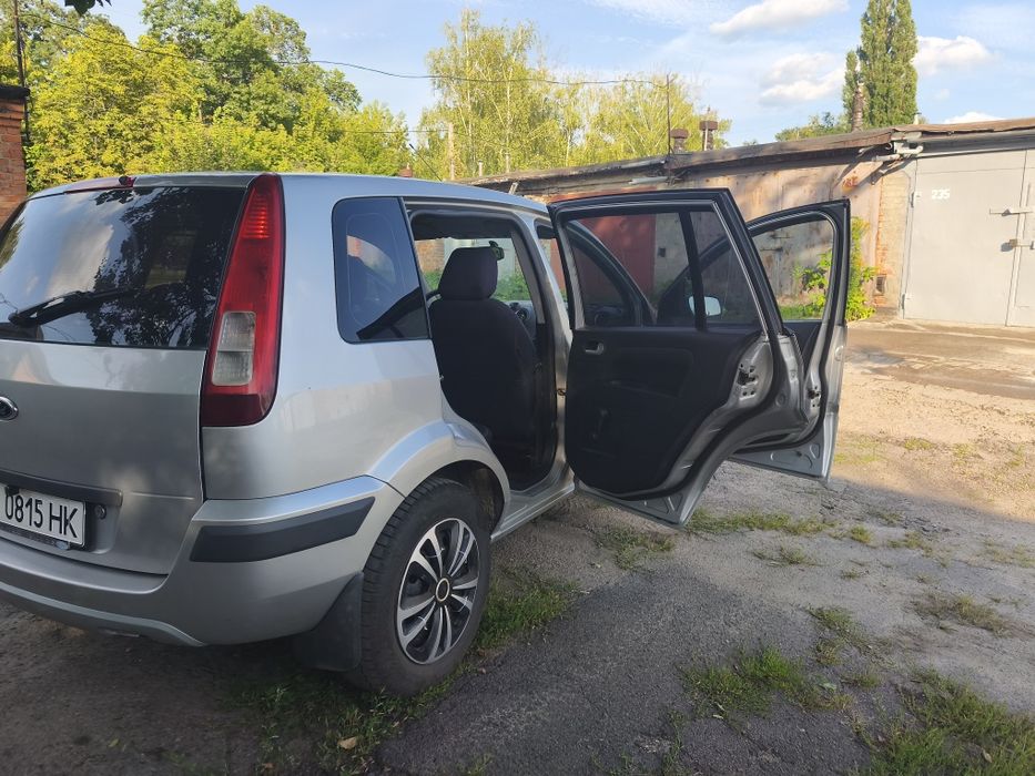 Продам авто Ford Fusion