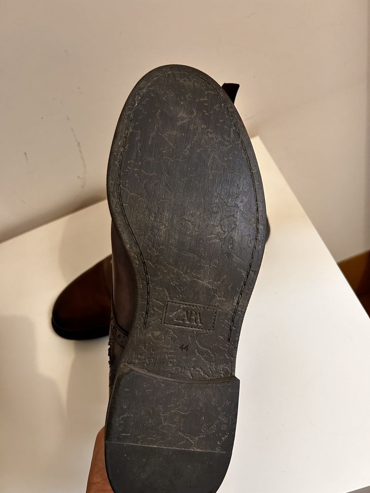 Buty skórzane Zara 44 rozmiar