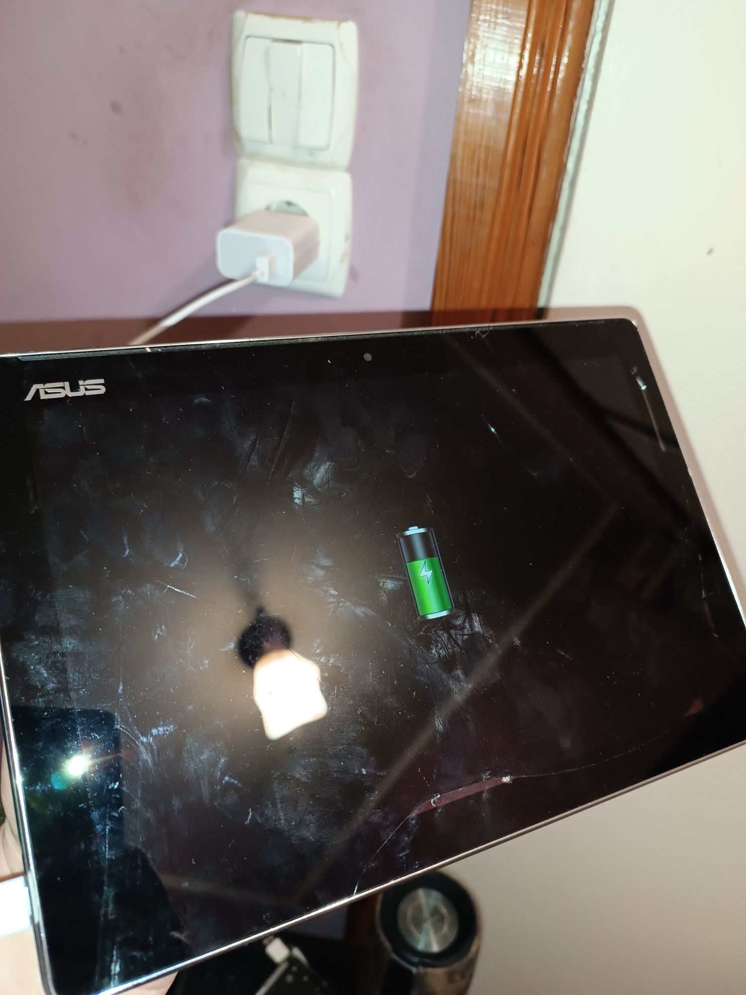 Планшет Asus zenpad model POOL