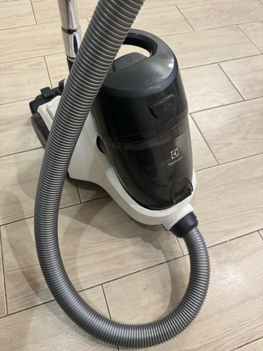 Пилосос електролюкс