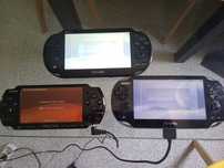 Duas PSVITAs e uma PSP