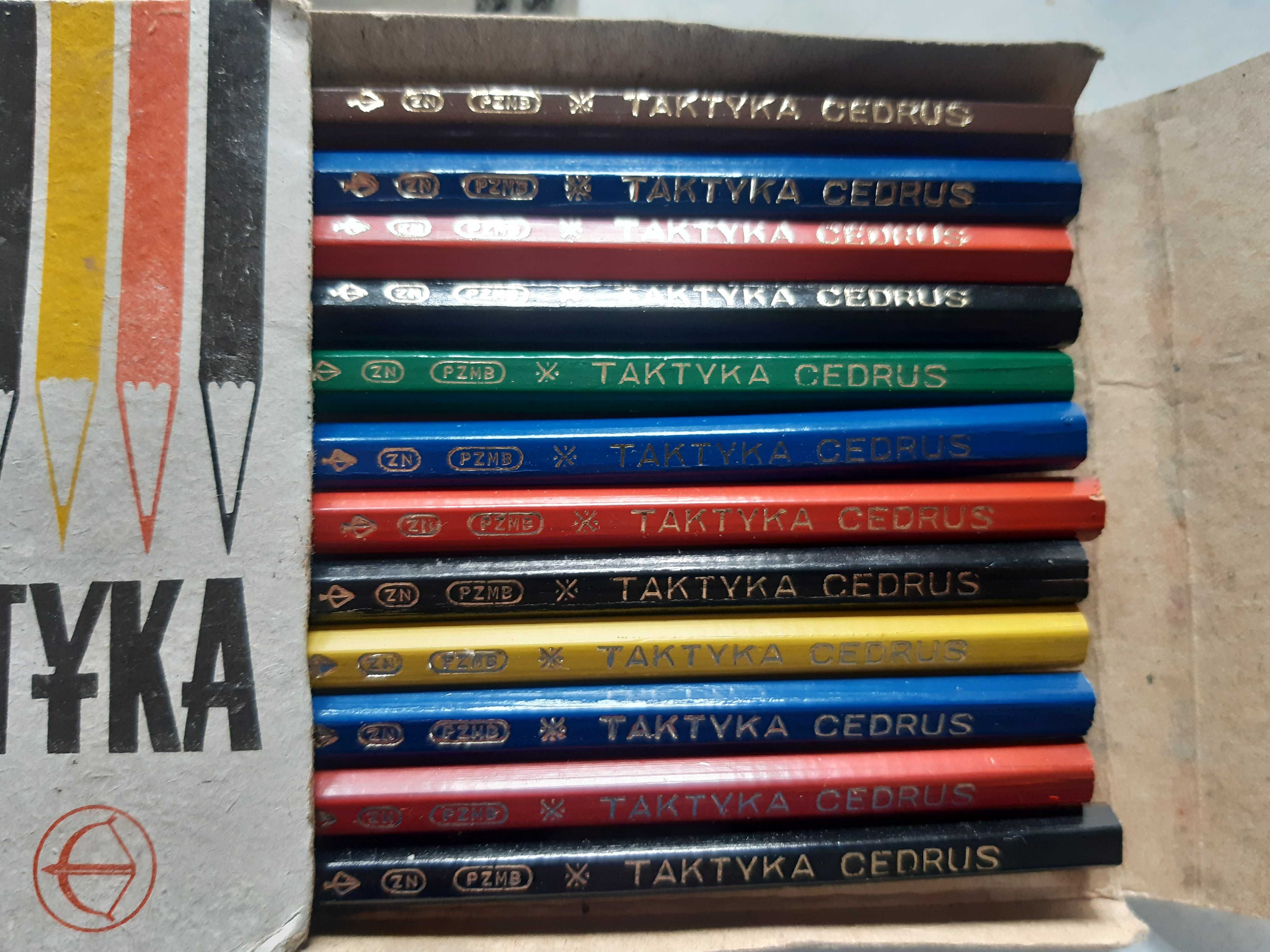 ołówki kolorowe Taktyka 12 szt. Pruszków PRL vintage