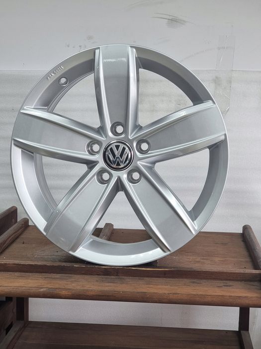 4 X Nowe Felgi Vw Passat B7 B8 Passat Cc Scirocco Tiguan 17 Cali