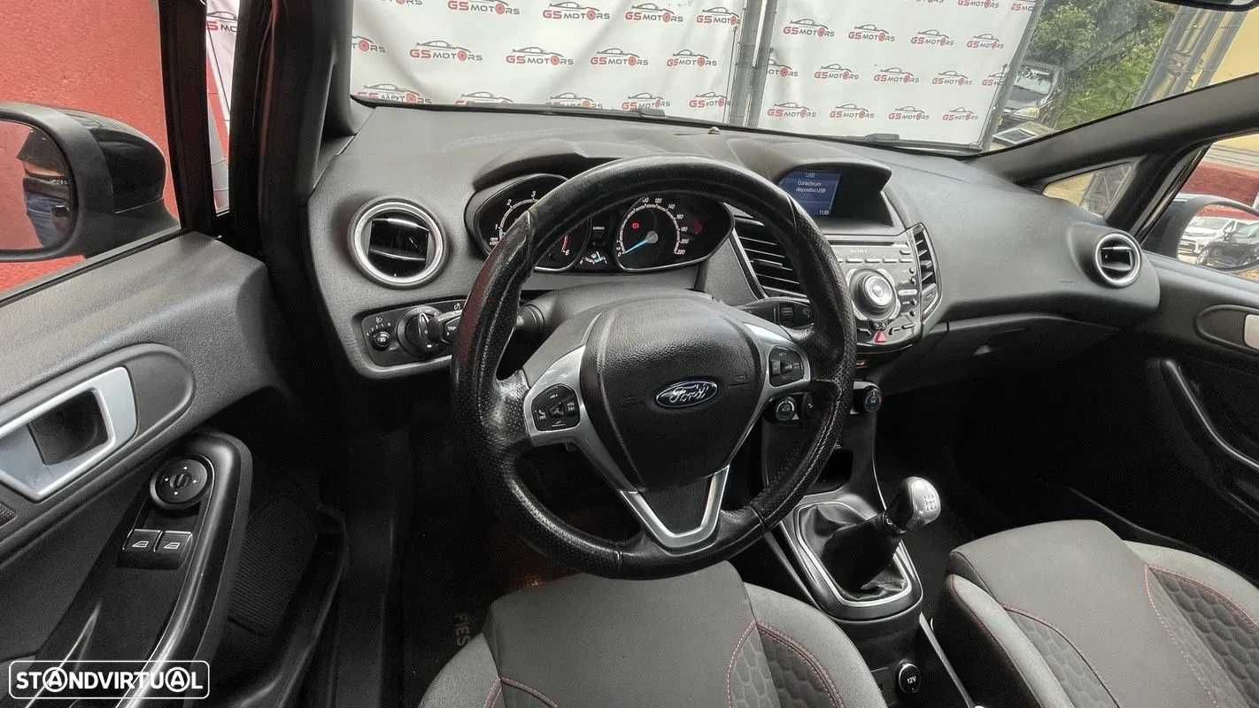 Ford Fiesta STLINE com Garantia