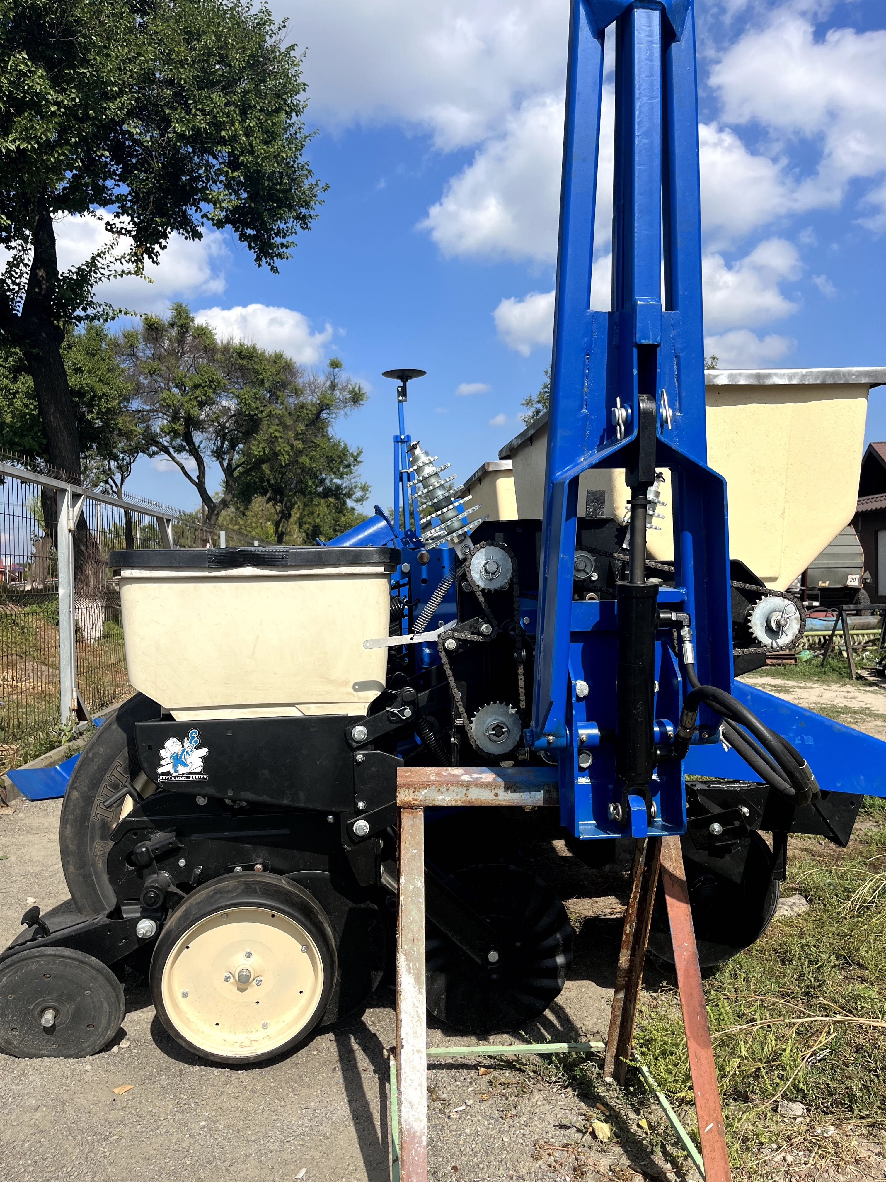 Сівалка Кінзе Kinze 3000 8 ряд - кап ремонт Джон Дір 7000 7200 Кинзе