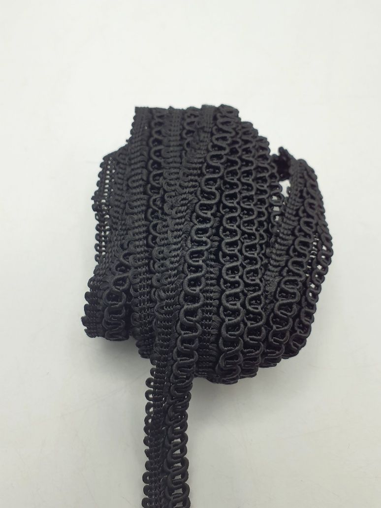 Taśma koronkowa czarna kupon 5 m.x 13 mm.